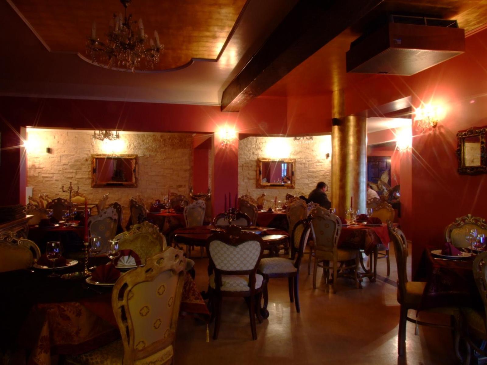 Hotel Royal Zalău Esterno foto