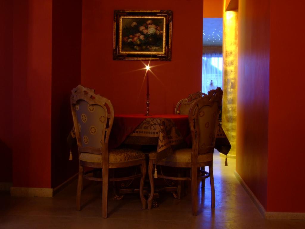 Hotel Royal Zalău Esterno foto